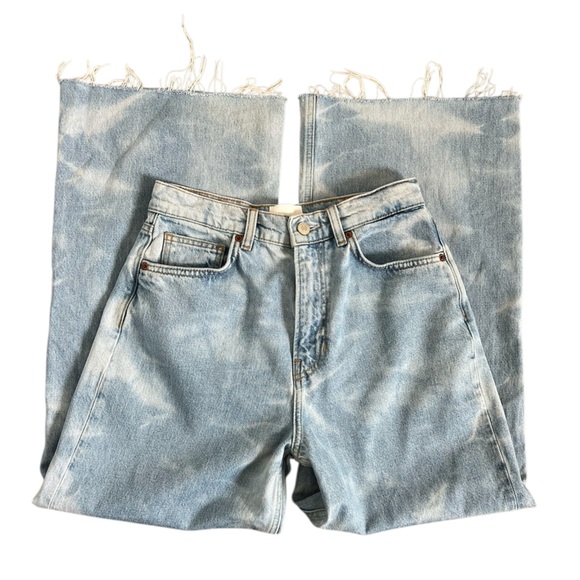 Reformation Wide Leg Jeans. - Picture 8 of 9